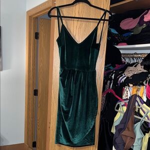 SHEIN Emerald Velvet Midi Dress